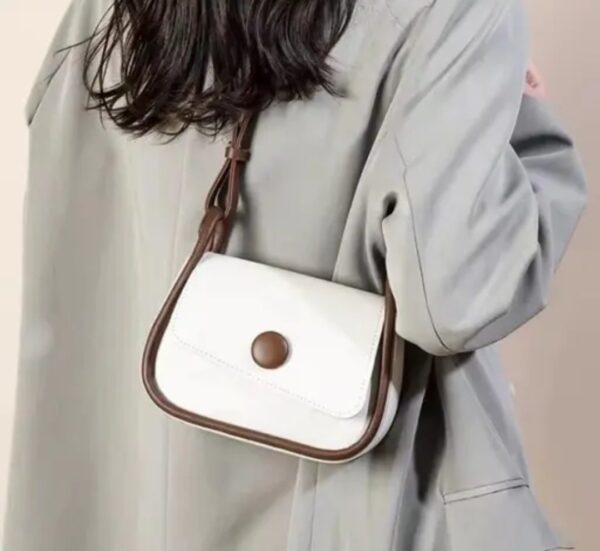 Fancy white sling bag for girls - Image 3